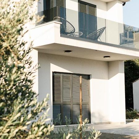 Apartmani Toma Pakostane Ngoại thất bức ảnh
