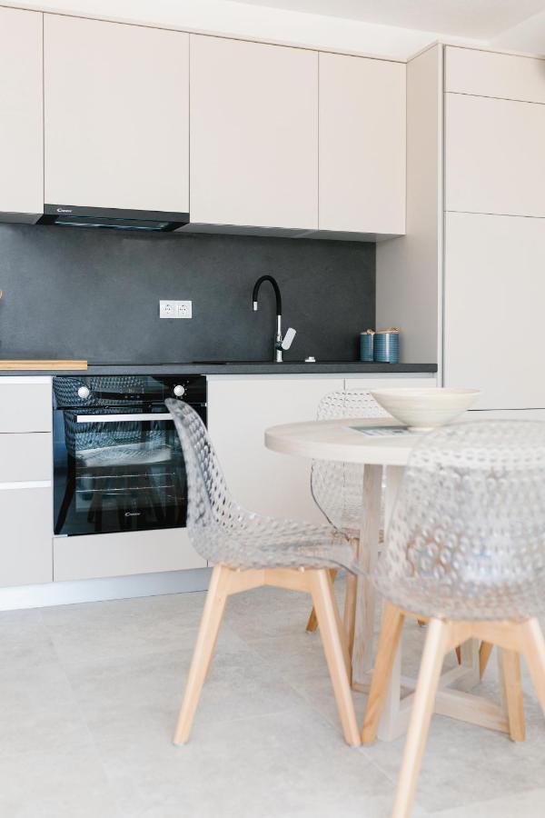 Apartmani Toma Pakostane Ngoại thất bức ảnh