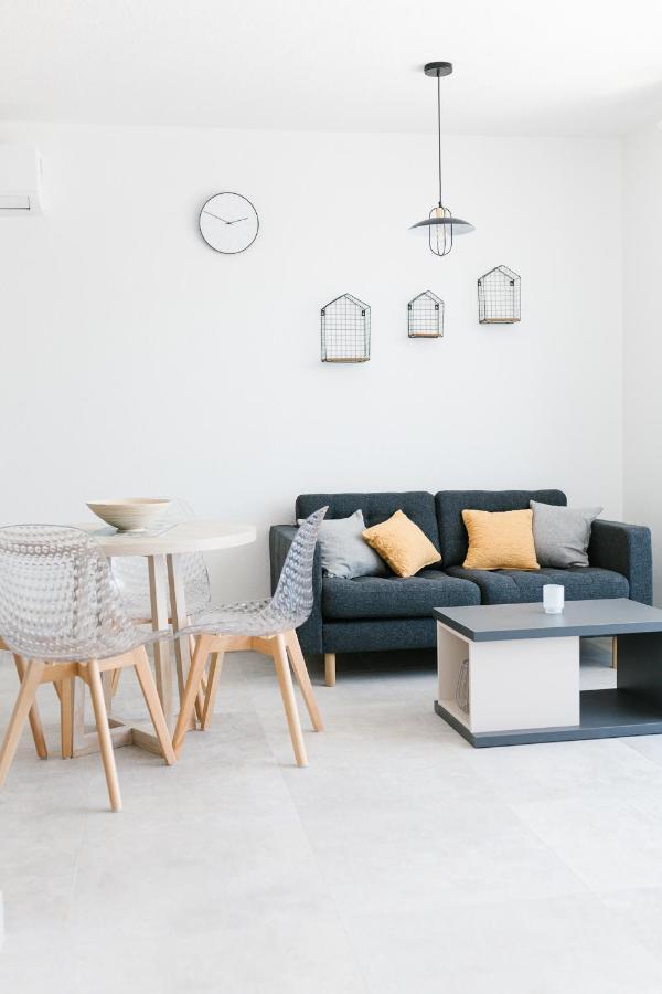 Apartmani Toma Pakostane Ngoại thất bức ảnh